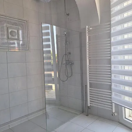 Seka With Terrace Apartament Povljana