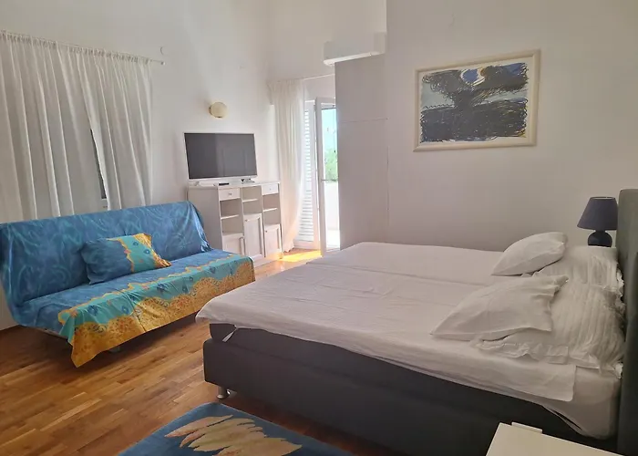 Seka With Terrace * Povljana