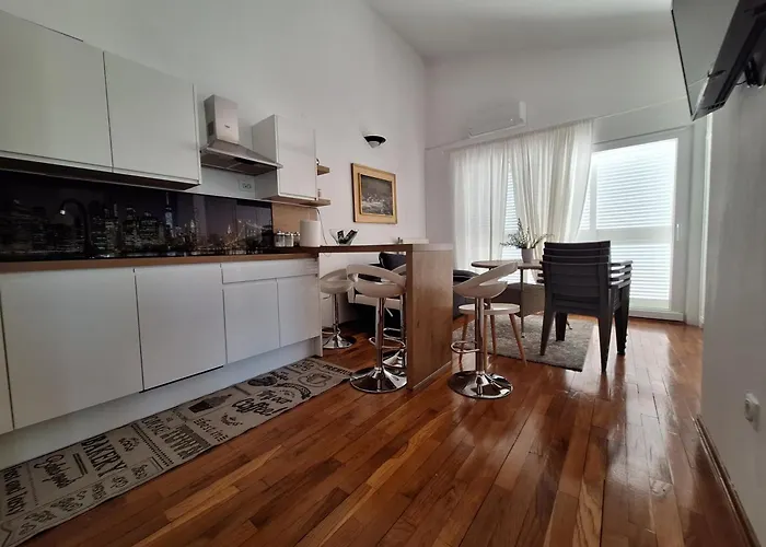 Appartement Seka With Terrace Povljana